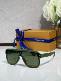Picture of Louis Vuitton Sunglasses _SKUfw77097973fw